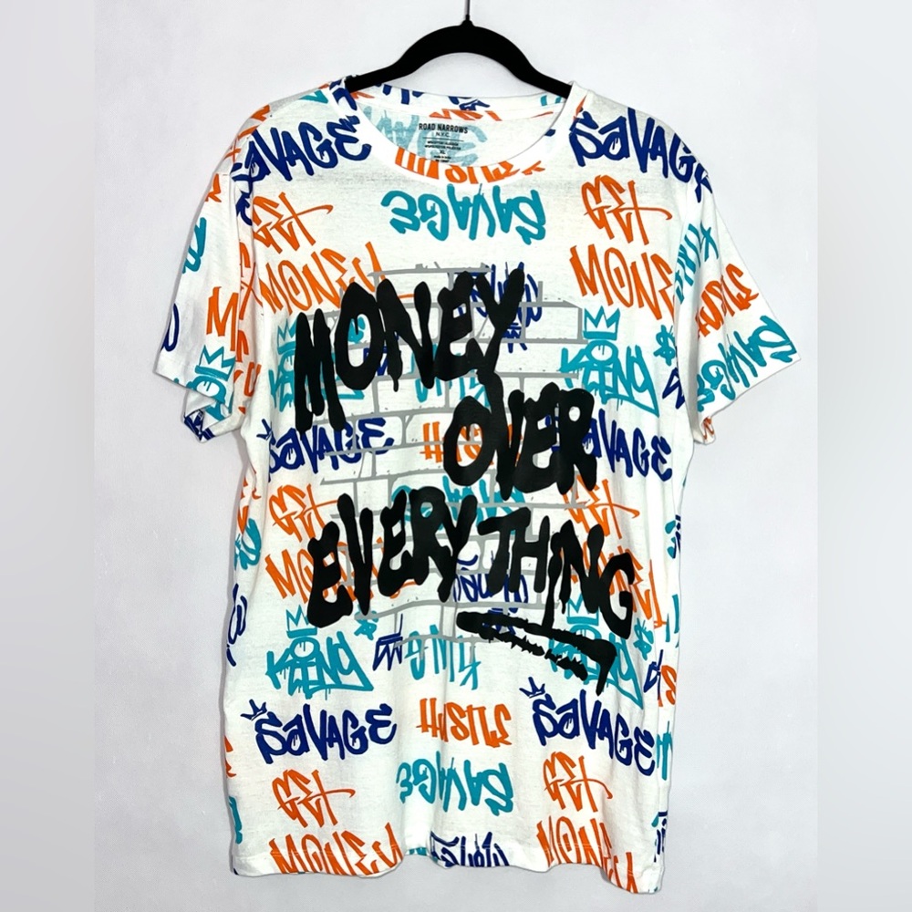 Road Narrows‎ graffiti-style t-shirt Money Over Everything graphic size XL